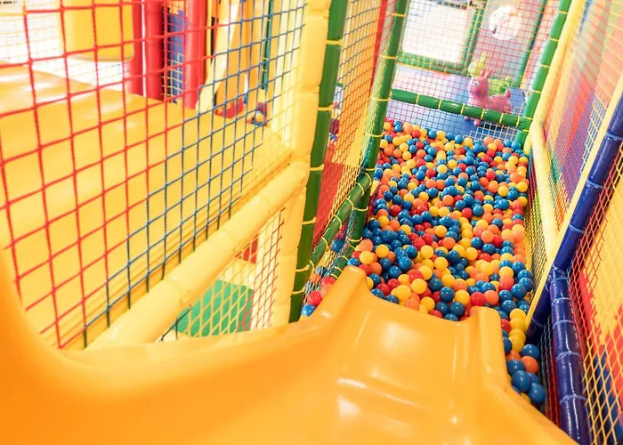 Costa Rica 3* Μπιμπιόνε