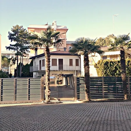 Costa Rica Apart Otel Bibione